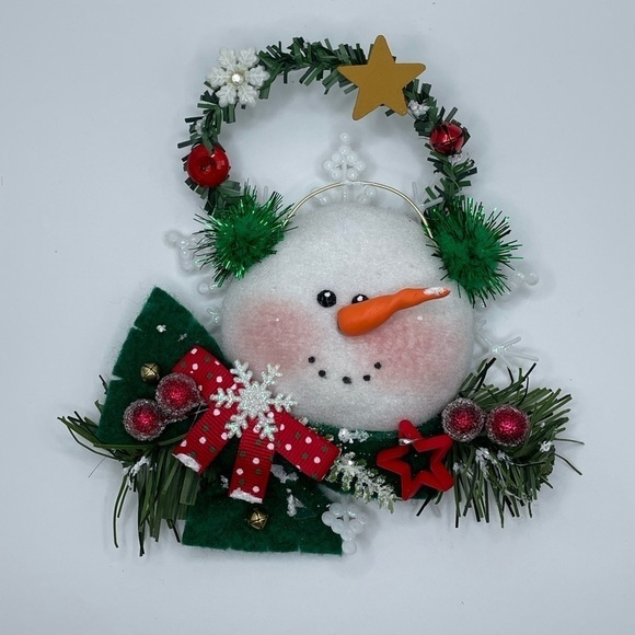 Handmade Red Snowman Snowflake Tree Ornament NWOT - Picture 2 of 4